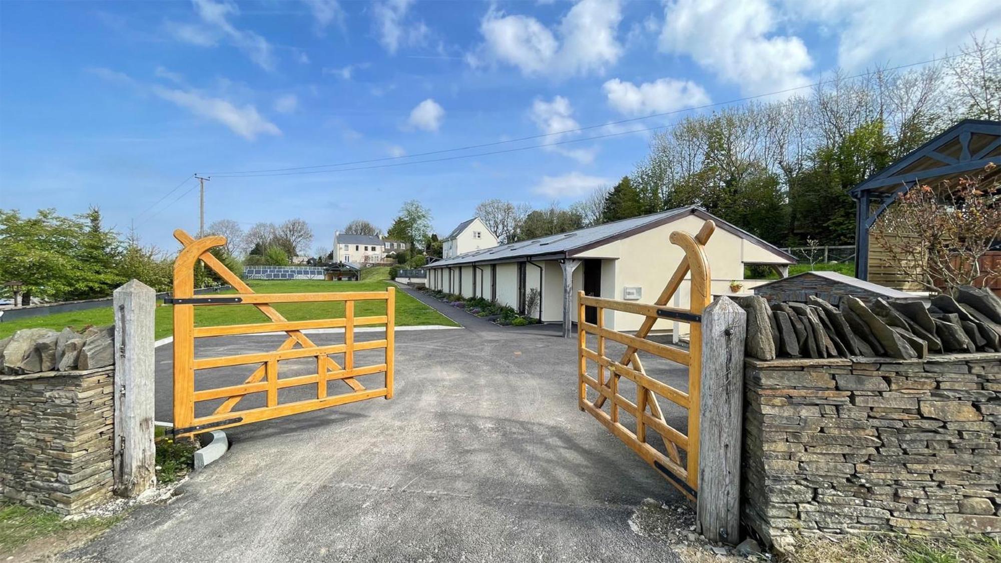 The Old Mountain Stables Caerllwyn Ganol Farm Newport (Gwent) Exterior foto